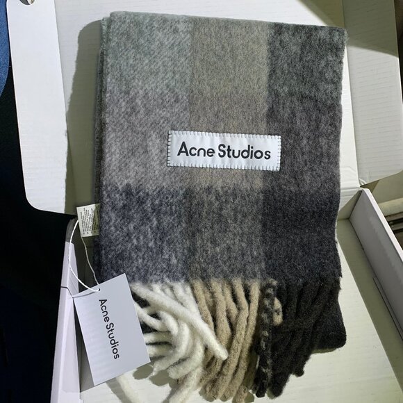 Acne Studios Oversized Check Wool Scarf with Fringe - Picture 1 of 5